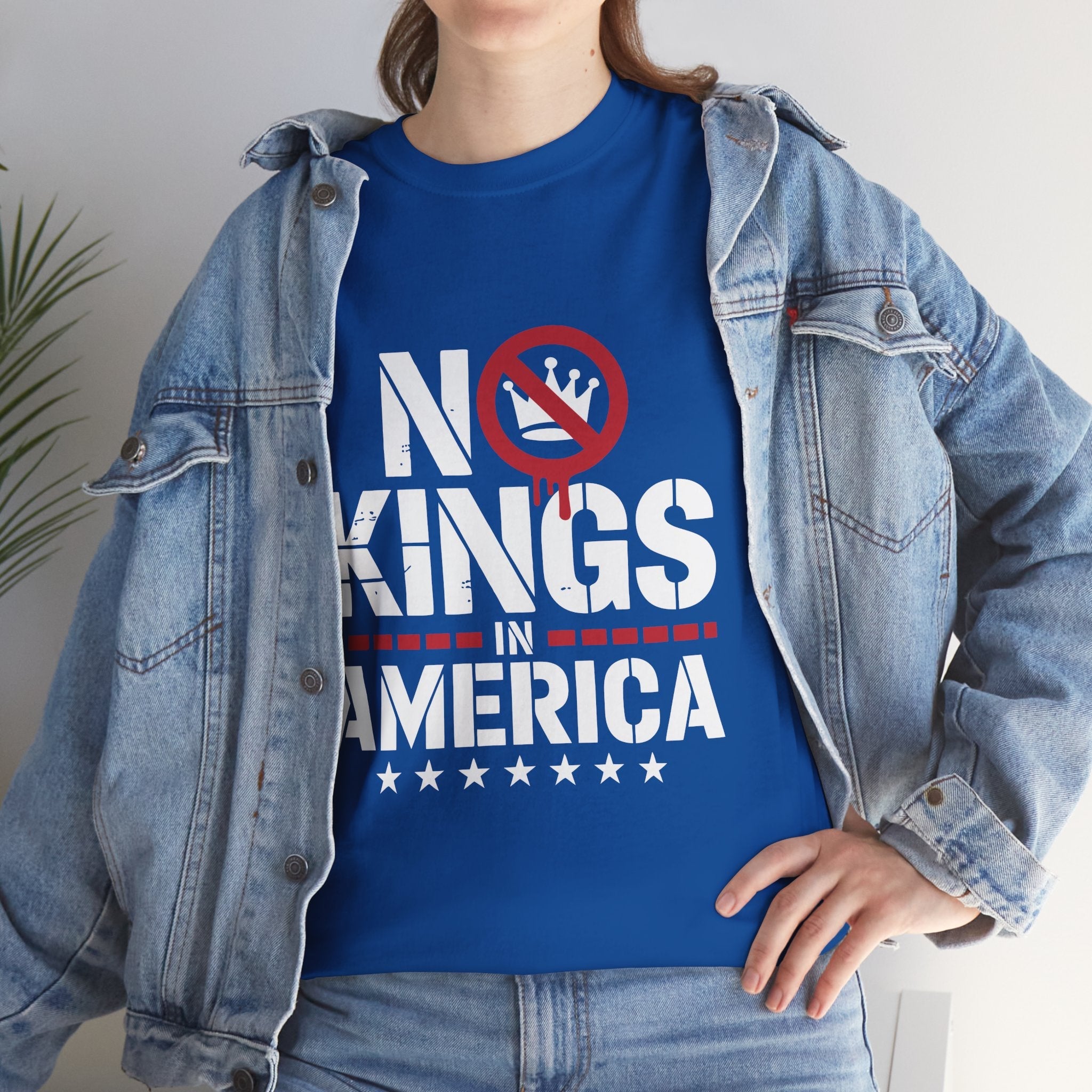 Statement Graphic ' No Kings in America ' T- Shirt Printify